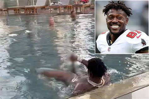 antonio brown leak video|Antonio Brown Exposes Himself to Hotel Guests at Swimming。